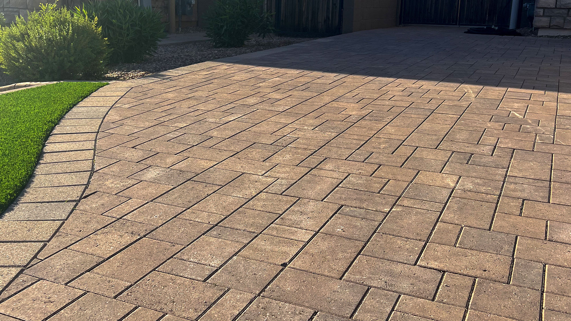 Pavers & Hardscaping